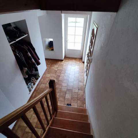 Escalier menant à la cuisine_1024.jpg