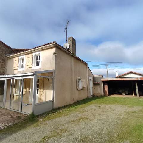 FACADE DE LA MAISON AUTRE VUE 2_1024.jpg